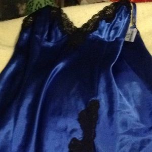 Fredericks of Hollywood short top